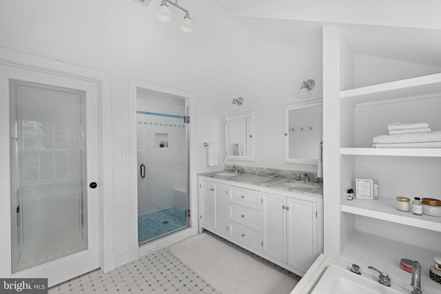 3307 ELMORE DR, Alexandria, VA 22302