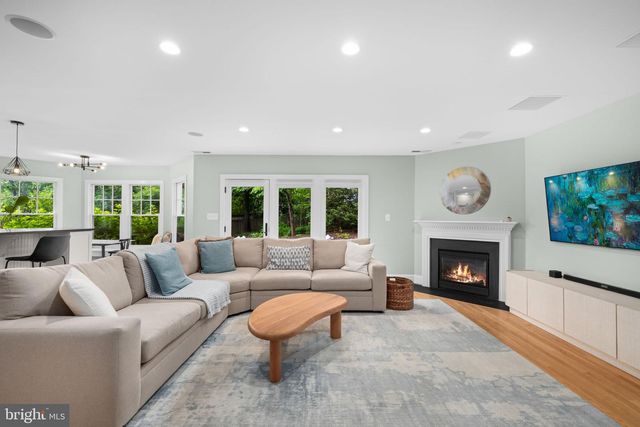 3307 ELMORE DR, Alexandria, VA 22302