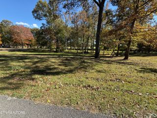 Meadow Creek Drive, Oneida, TN 37841