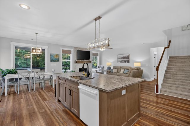 2580 Larch Lane, Mount Pleasant, SC 29466