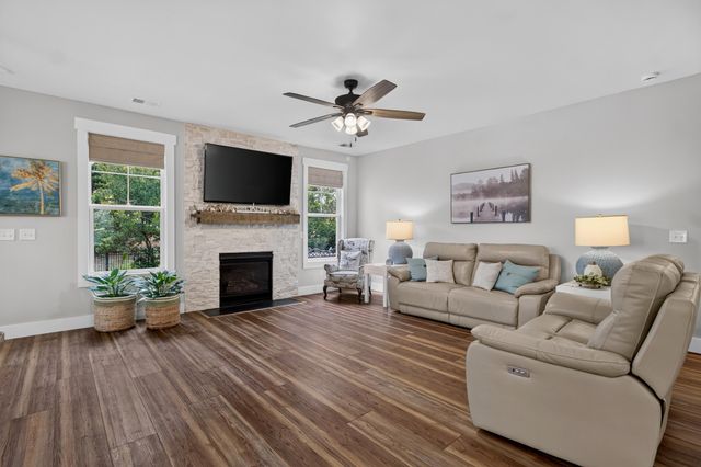 2580 Larch Lane, Mount Pleasant, SC 29466