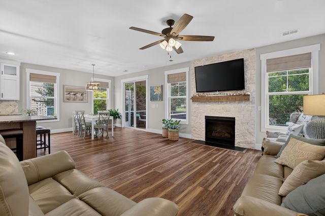 2580 Larch Lane, Mount Pleasant, SC 29466