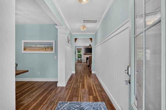 2580 Larch Lane, Mount Pleasant, SC 29466