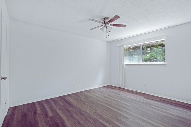 108 N Belvedere Blvd Apt 22, Memphis, TN 38104