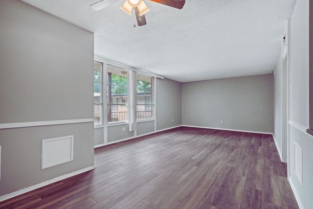 108 N Belvedere Blvd Apt 22, Memphis, TN 38104