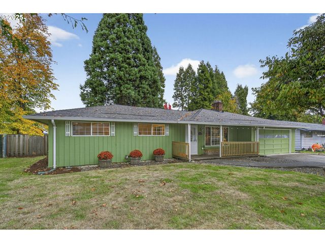 1043 Ne STURGESS Ave, Hillsboro, OR 97124