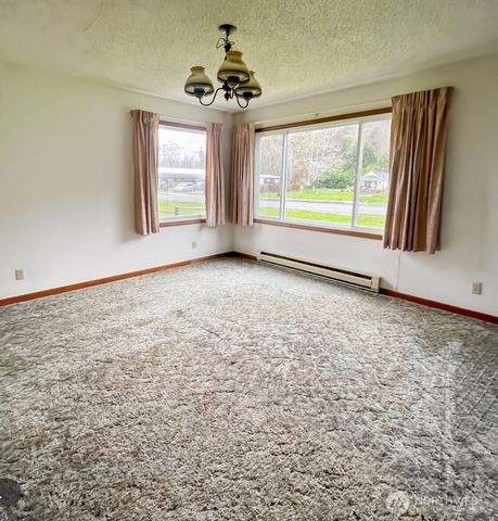 405 Willapa Avenue, South Bend, WA 98586