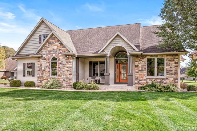51542 Copperfield Ridge, Granger, IN 46530