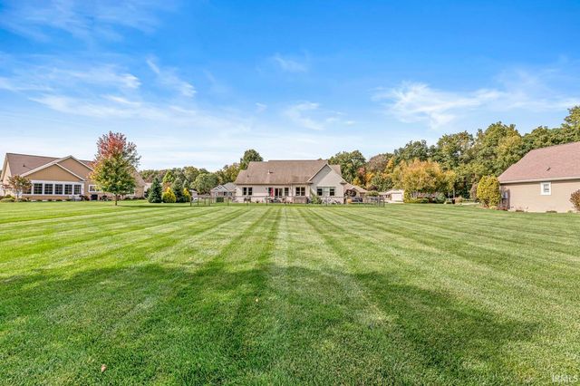 51542 Copperfield Ridge, Granger, IN 46530