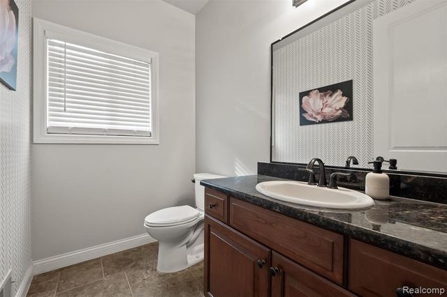 16348 Via Montella, Macomb, MI 48042