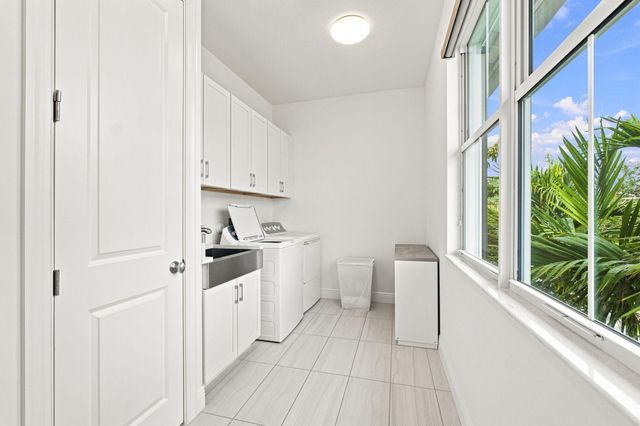 13346 Machiavelli Way, Palm Beach Gardens, FL 33418