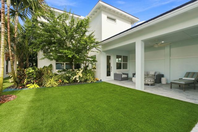 13346 Machiavelli Way, Palm Beach Gardens, FL 33418