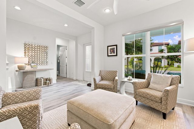 13346 Machiavelli Way, Palm Beach Gardens, FL 33418