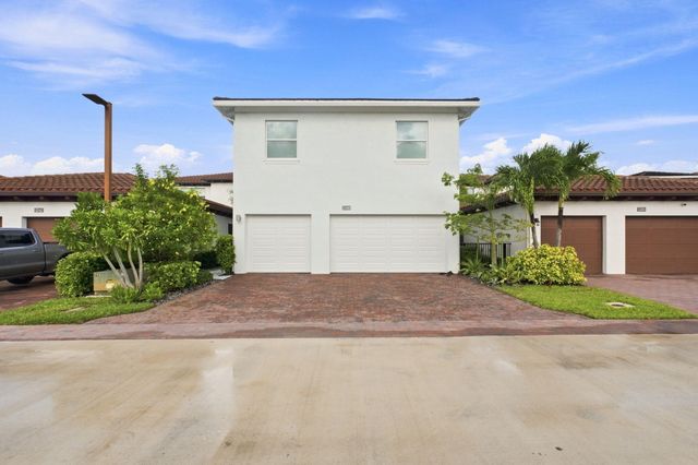 13346 Machiavelli Way, Palm Beach Gardens, FL 33418