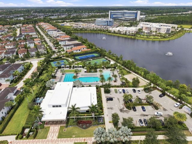 13346 Machiavelli Way, Palm Beach Gardens, FL 33418