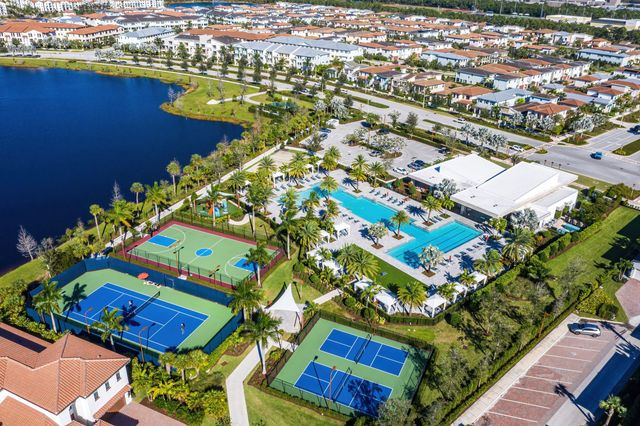 13346 Machiavelli Way, Palm Beach Gardens, FL 33418