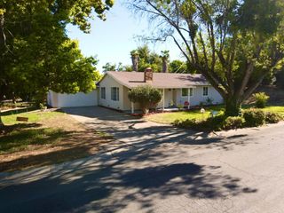 8121 Waikiki Dr, Fair Oaks, CA 95628