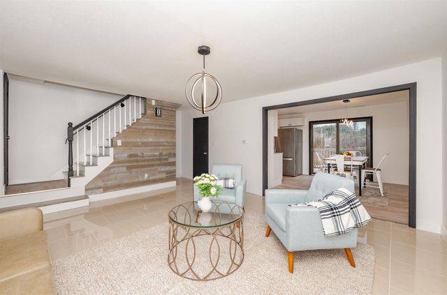 145 Canterbury Lane, Londonderry, NH 03053