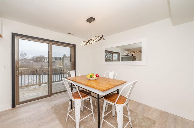 145 Canterbury Lane, Londonderry, NH 03053