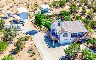 11720 Honeybee Lane, Juniper Hills, CA 93543