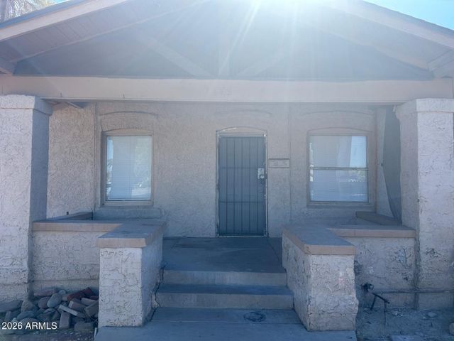 2013 W ADAMS Street, Phoenix, AZ 85009