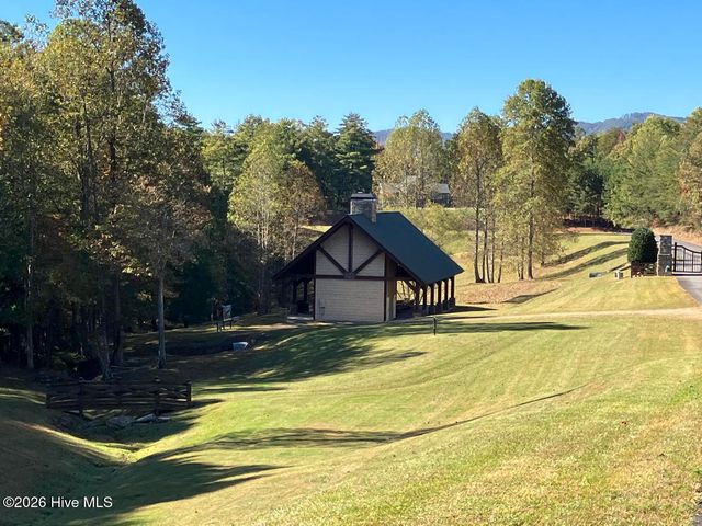 9 Yellow Maple Drive, Murphy, NC 28906