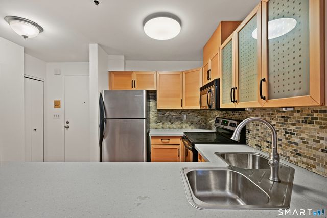 104 North Street 401, Stamford, CT 06902