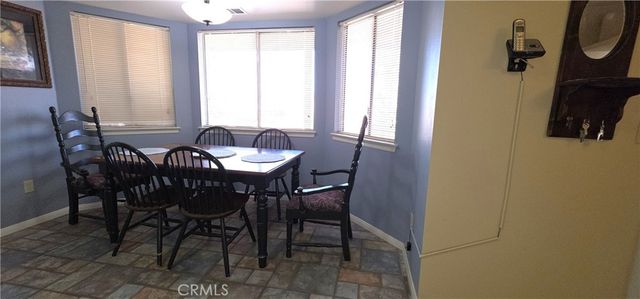 14307 Tonikan, Apple Valley, CA 92307