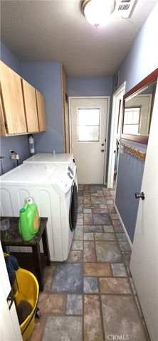 14307 Tonikan, Apple Valley, CA 92307