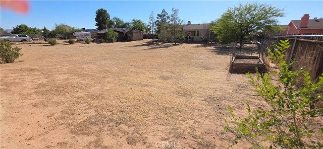 14307 Tonikan, Apple Valley, CA 92307