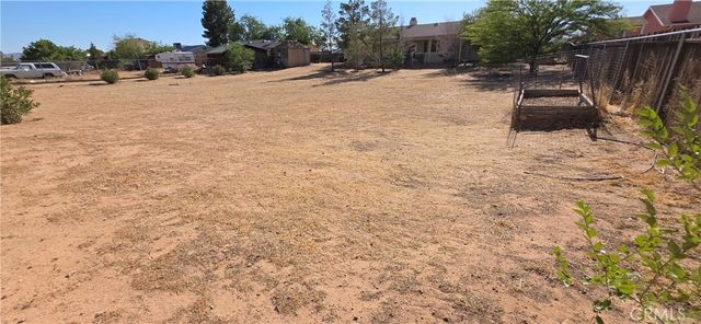 14307 Tonikan, Apple Valley, CA 92307