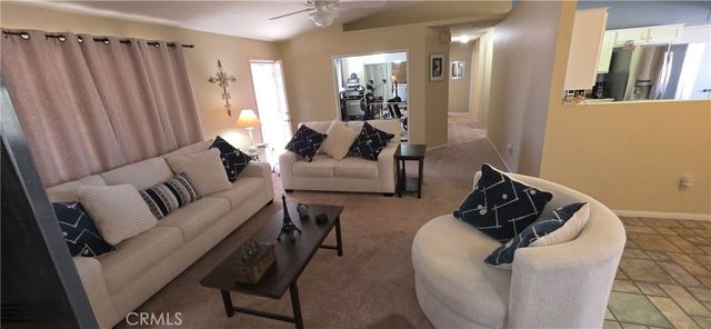 14307 Tonikan, Apple Valley, CA 92307