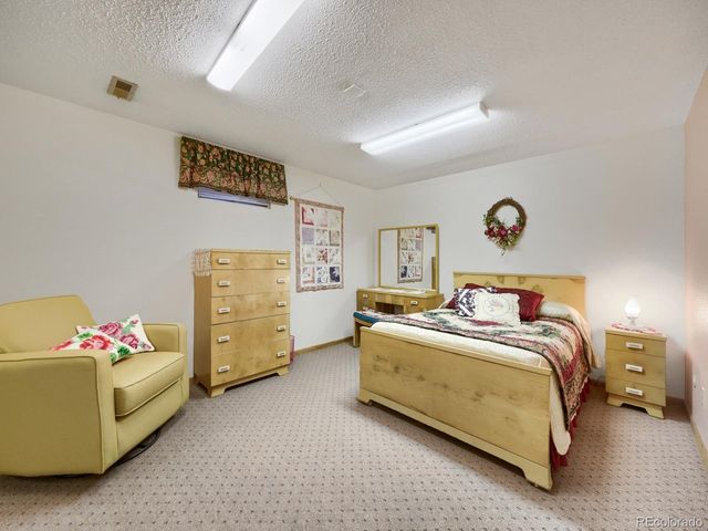 2175 S Flower St, Lakewood, CO 80227