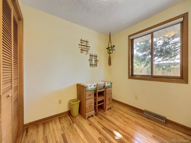 2175 S Flower St, Lakewood, CO 80227