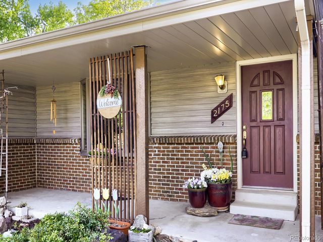 2175 S Flower St, Lakewood, CO 80227
