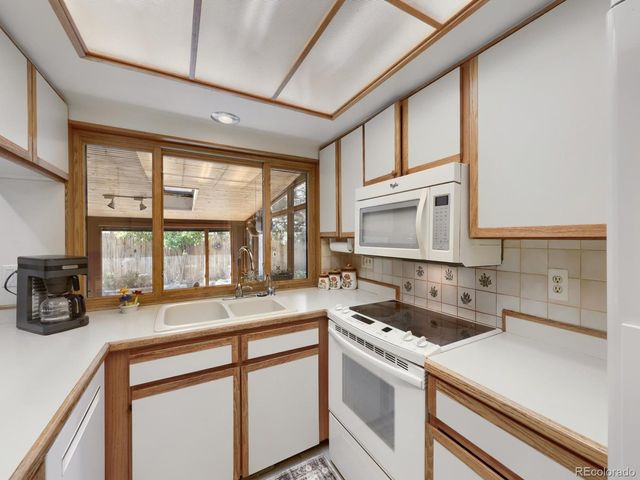 2175 S Flower St, Lakewood, CO 80227