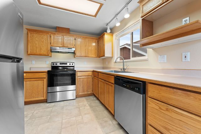 185 Independence Drive, Grants Pass, OR 97527