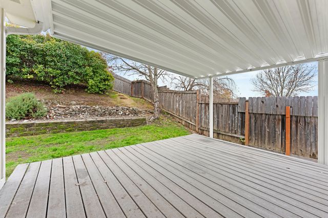 185 Independence Drive, Grants Pass, OR 97527