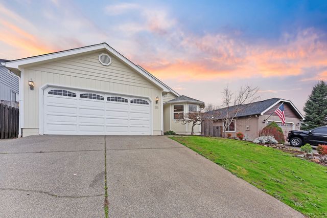 185 Independence Drive, Grants Pass, OR 97527
