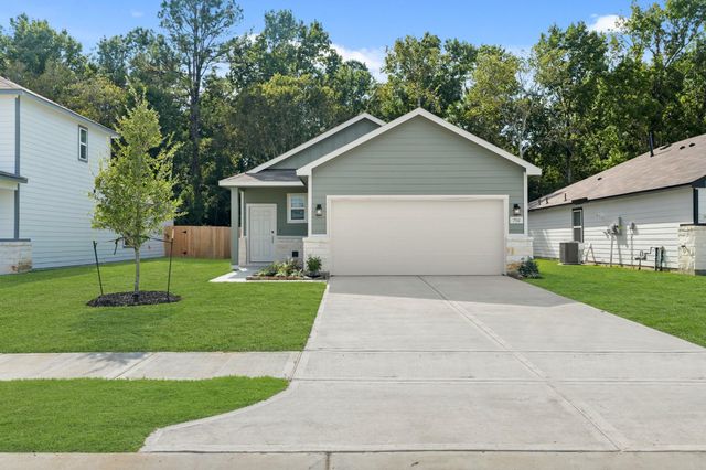 750 Westpointe Drive, Dayton, TX 77535