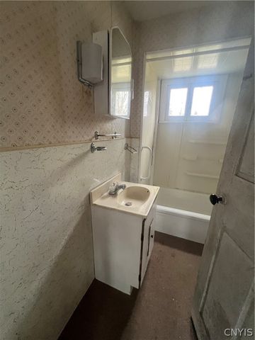 4108 State Route 26, Eaton, NY 13334