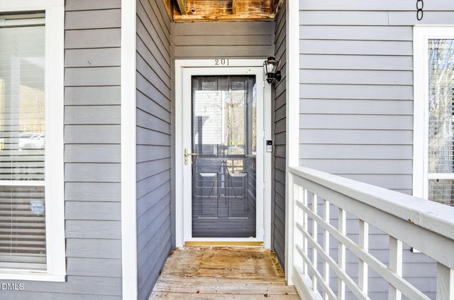 4120 Sedgewood Drive 201, Raleigh, NC 27612