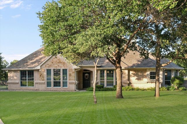 2129 Woodland Hills Lane, Weatherford, TX 76087