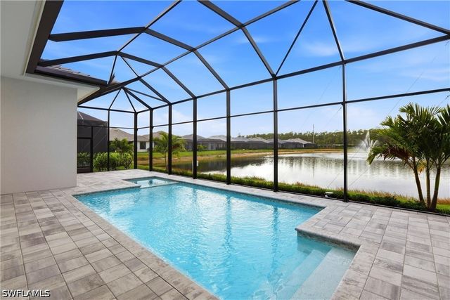 9661 Moonflower LN, Naples, FL 34114