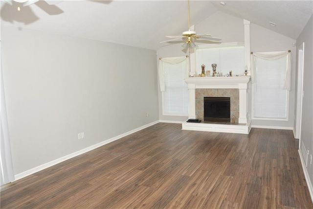 901 NW North Ridge Court, Blue Springs, MO 64015