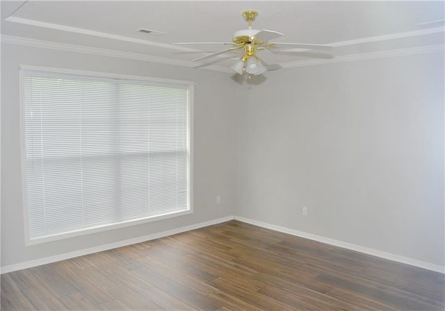 901 NW North Ridge Court, Blue Springs, MO 64015