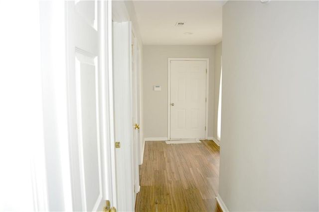 901 NW North Ridge Court, Blue Springs, MO 64015