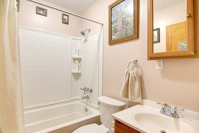 5753 Lily Lane, Dayton, OH 45414