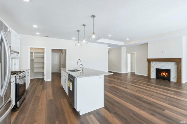 3202 E Rocky Way, Winona Lake, IN 46590