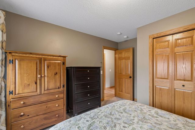 10346 Fallgold Parkway N, Brooklyn Park, MN 55443
